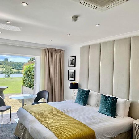 Lakeside Park Hotel & Spa Fishbourne  Zewnętrze zdjęcie