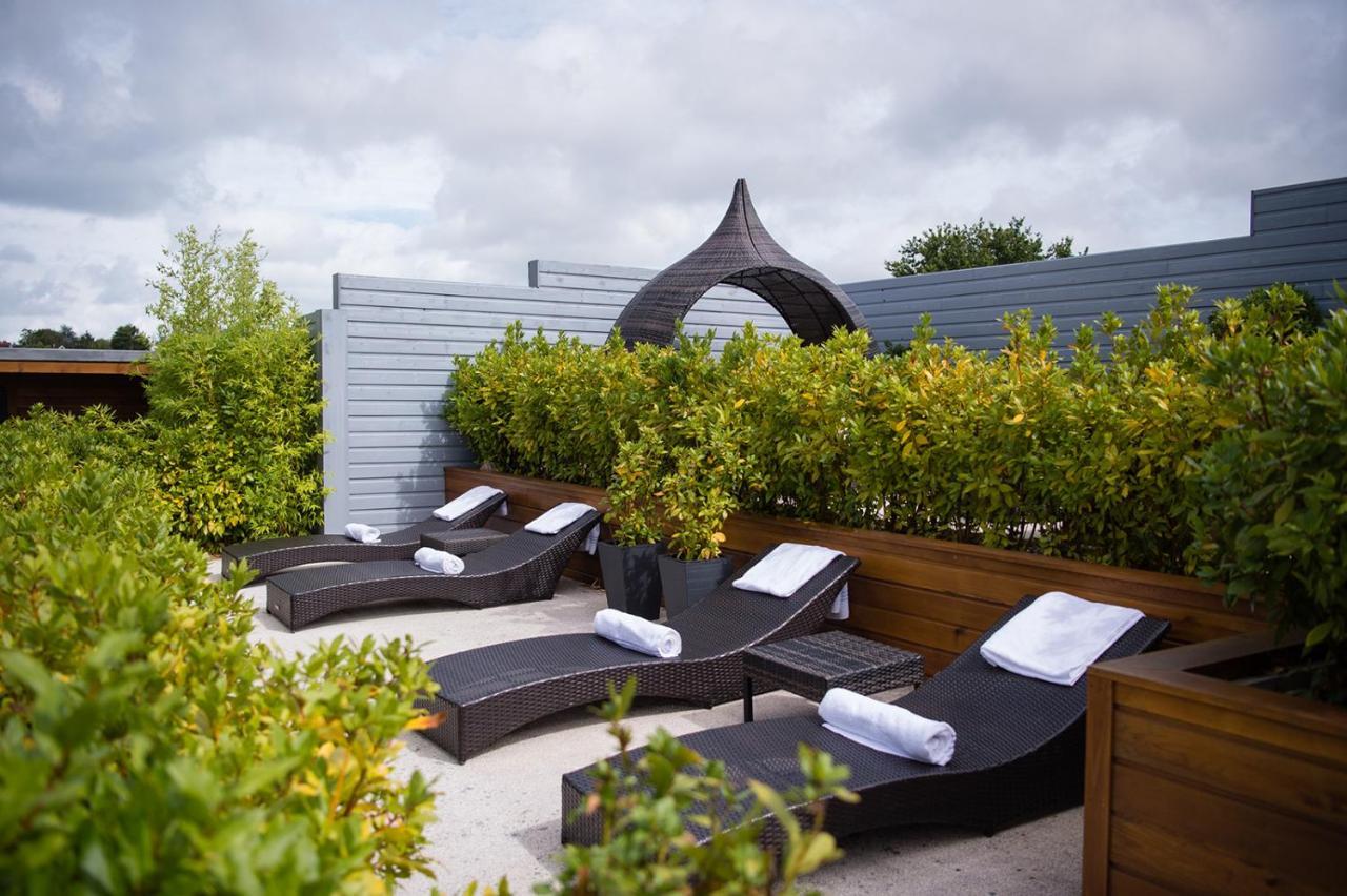 Lakeside Park Hotel & Spa Fishbourne  Zewnętrze zdjęcie