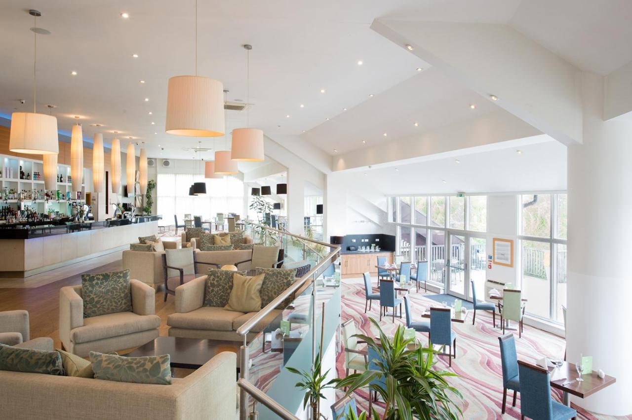 Lakeside Park Hotel & Spa Fishbourne  Zewnętrze zdjęcie