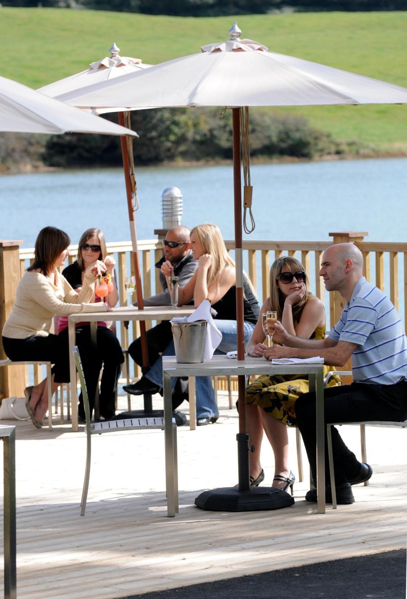 Lakeside Park Hotel & Spa Fishbourne  Zewnętrze zdjęcie