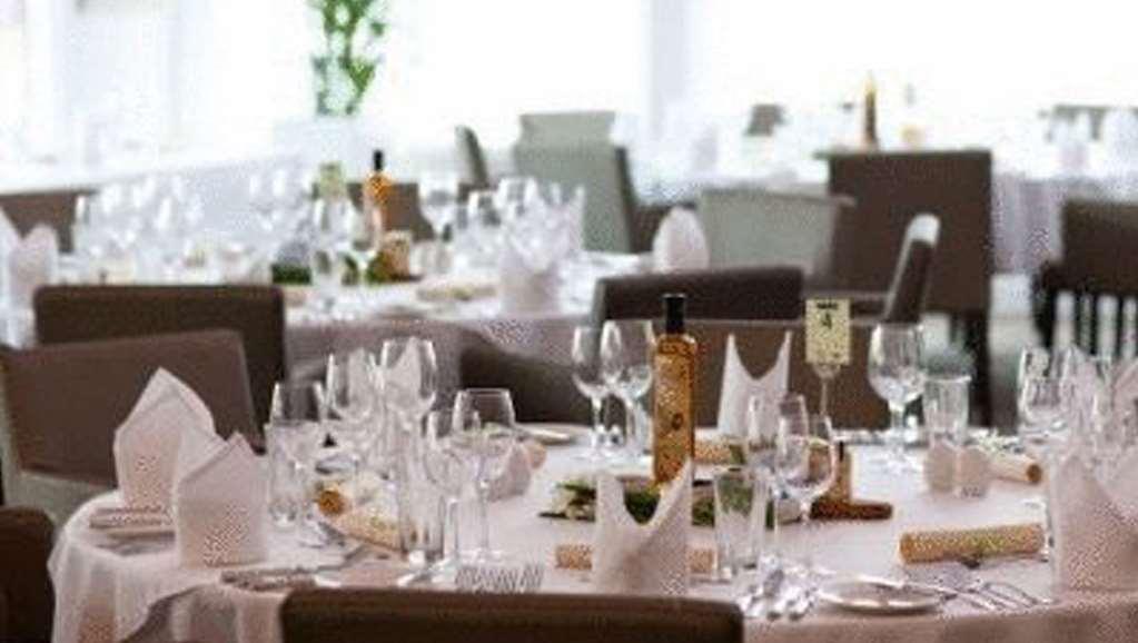 Lakeside Park Hotel & Spa Fishbourne  Restauracja zdjęcie